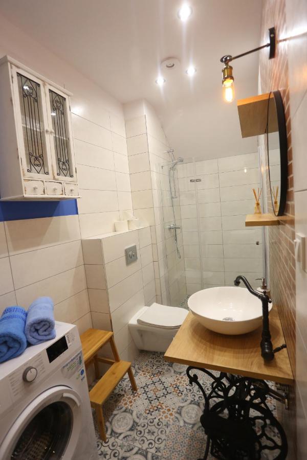 I Zacisze Apartment *
