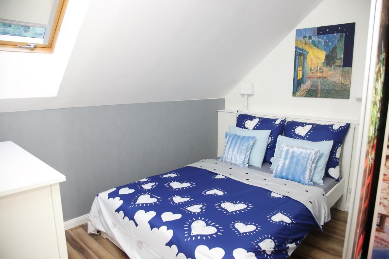 I Zacisze Apartment Brenna